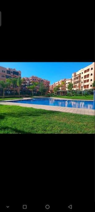 A11 6 Piscines Premium Village Ascenseur Actuellement En Panne Je Propose Un Tarif Exceptionnel Marrakesch